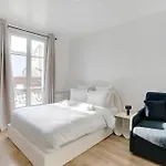 Spacious And Comfortable Studio In Bastille