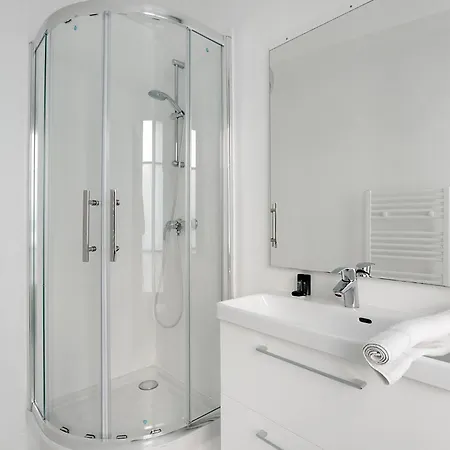 Apartment Spacious And Comfortable In Bastille Paris